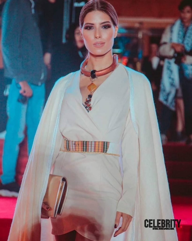 Ibaa Hamli Wiki, Biographie, Age, Taille, Mariage, Contact